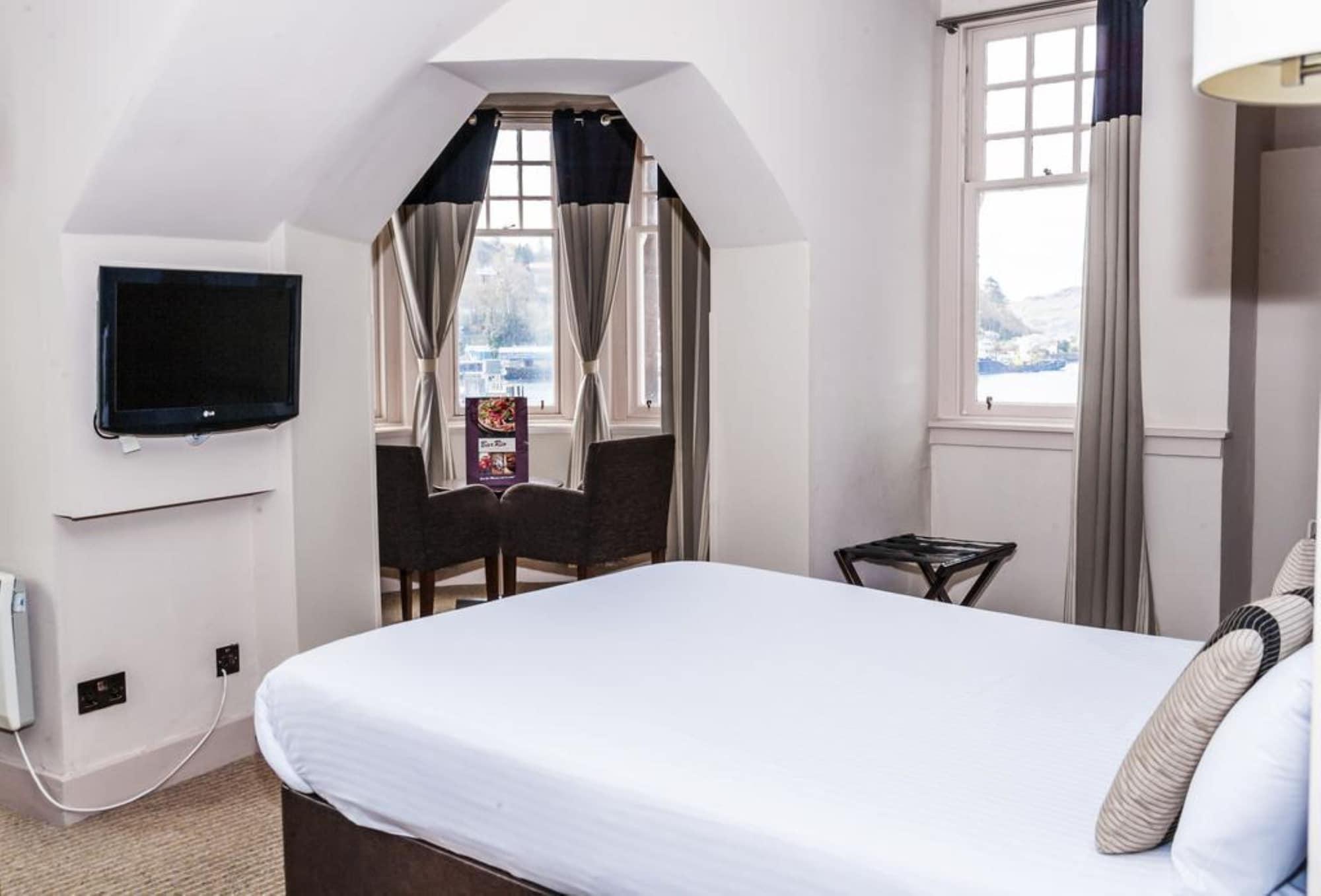 אובאן Columba Hotel מראה חיצוני תמונה